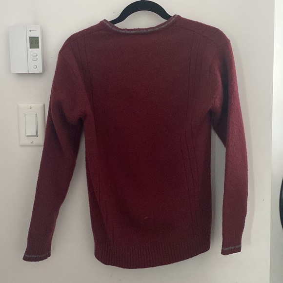 Sweater - Picture 3 of 3